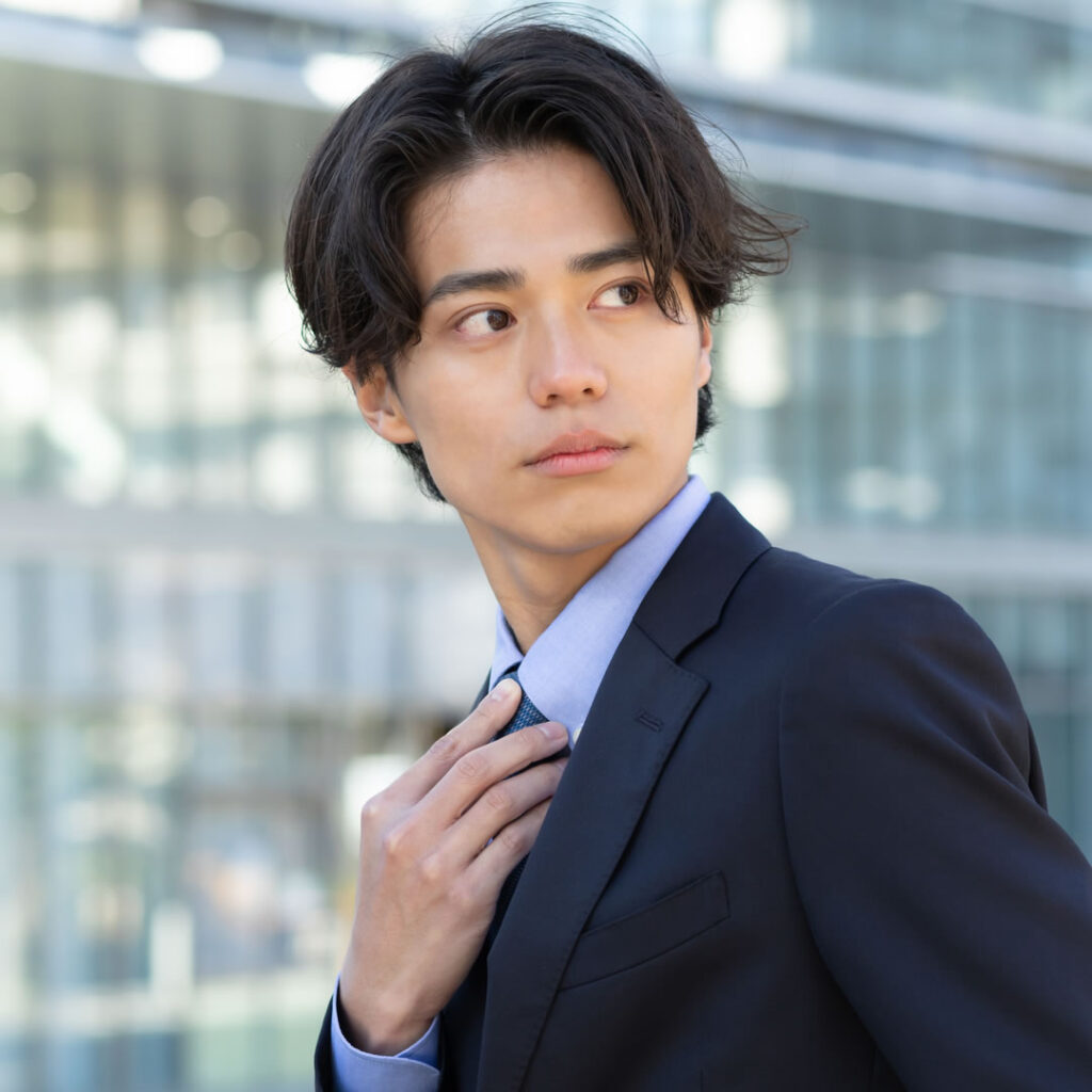 営業代行を活用するポイントを説明しる看護師