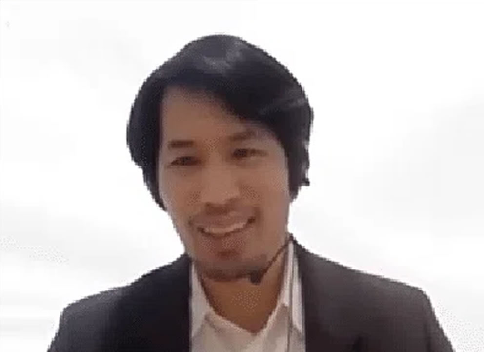 打ち合わせしている丹羽野様